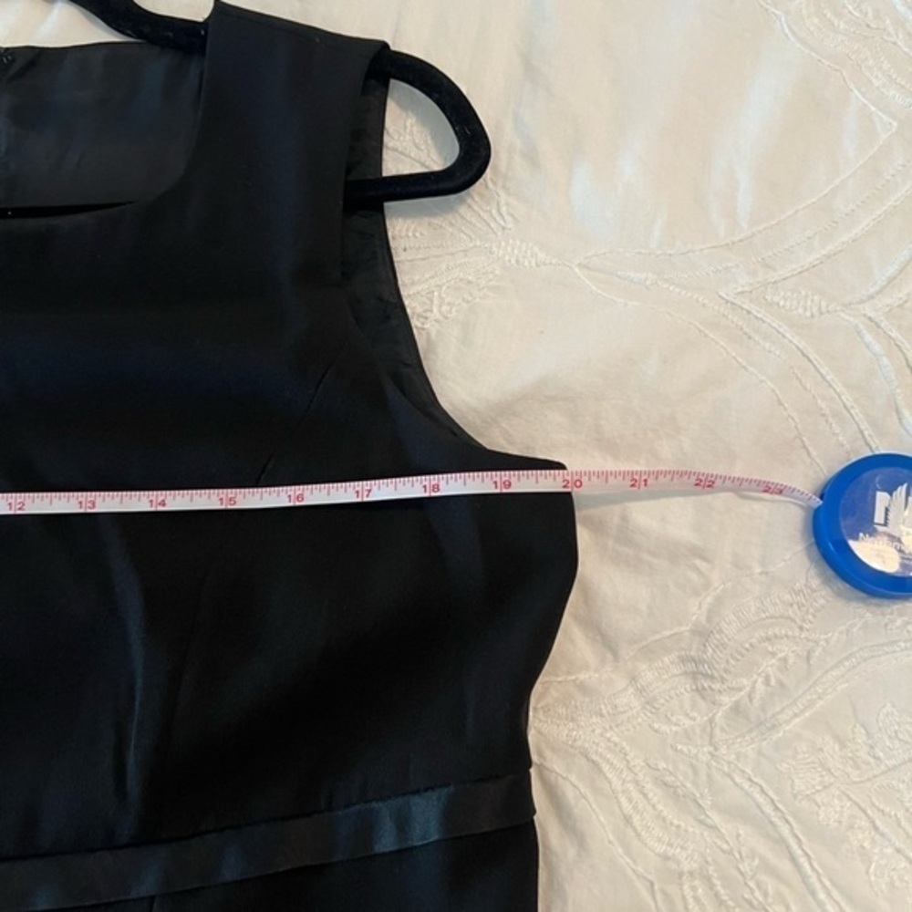 Patrick Collection Sleeveless Black dress with Satin Bow detail at waist size 10 - Picture 5 of 5